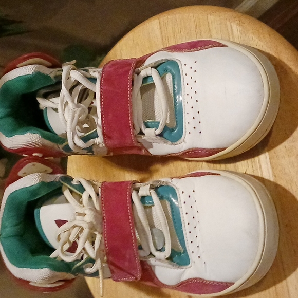 Adidas Round house Mid J sneakers big girl sz5 - Picture 5 of 6